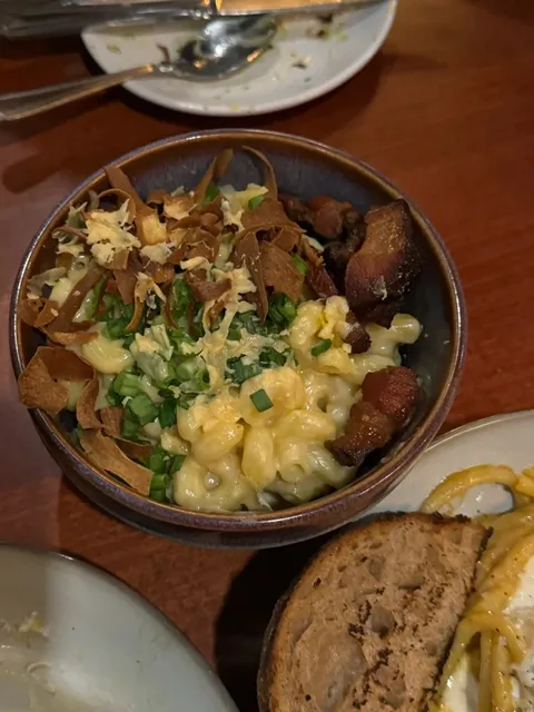 🤩 Pittsburgh’s One-and-Only Uni & Ikura Cream Pasta 🧀