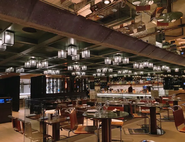 🍷 Montreal Bistro | Le Boulevardier