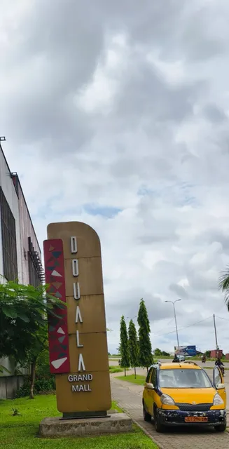 🛍️ Douala Grand Mall Shopping Chronicles