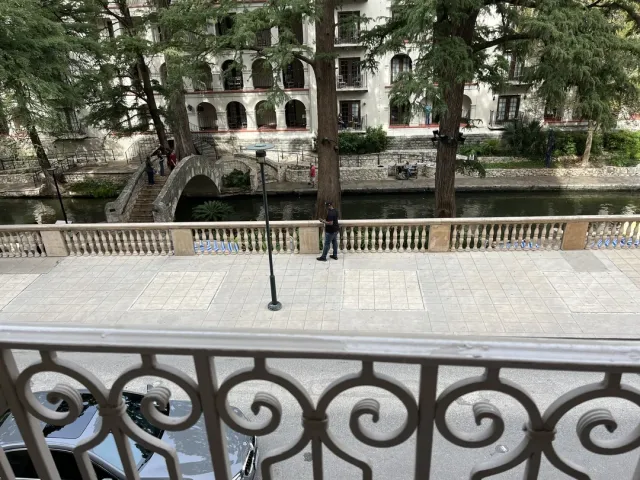 Excellent & Kind in Every Way! ✨🏨