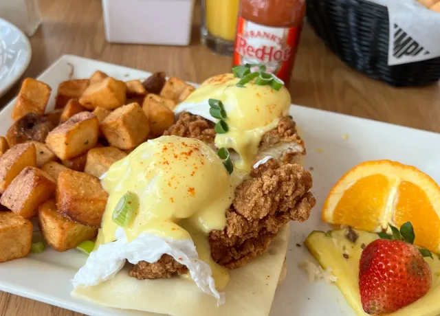 🍳 Canadian Brunch Gem | Pür & Simple Review  