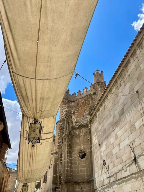 🇪🇸 Promise Me You’ll Visit Toledo from Madrid! 🤝✨