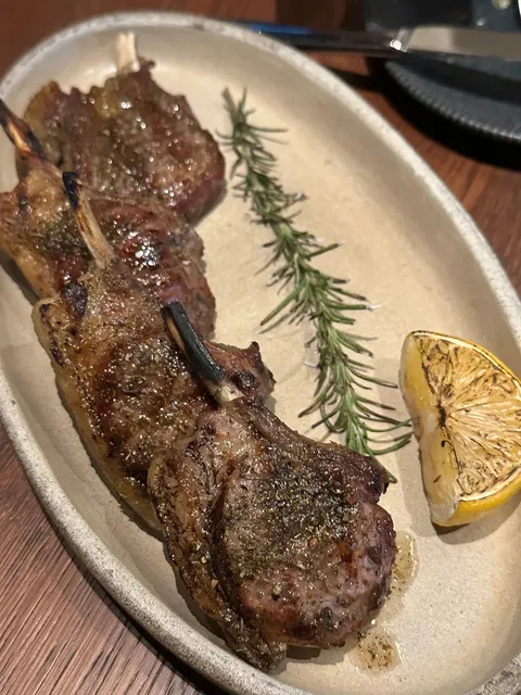  Stratford’s Hidden Greek Gem That’ll Transport You to the Aegean 🌊✨​