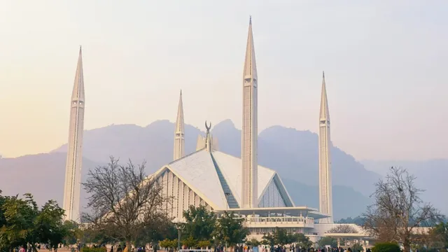 🚗 Lahore to Islamabad: A Scenic Road Trip