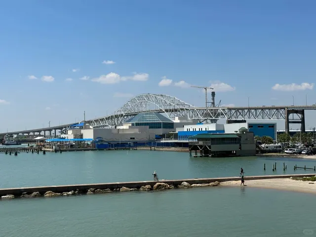 🏝️ Corpus Christi, TX – A Perfect Texas Beach Road Trip! 🚗💨