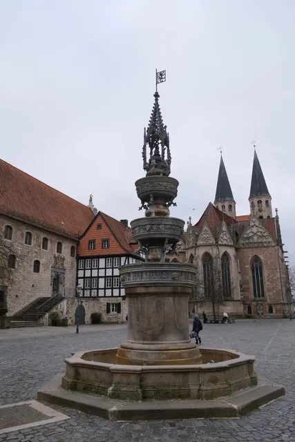 🇩🇪 Braunschweig Day Trip: Where History Meets Art & Currywurst! 🦁🎨