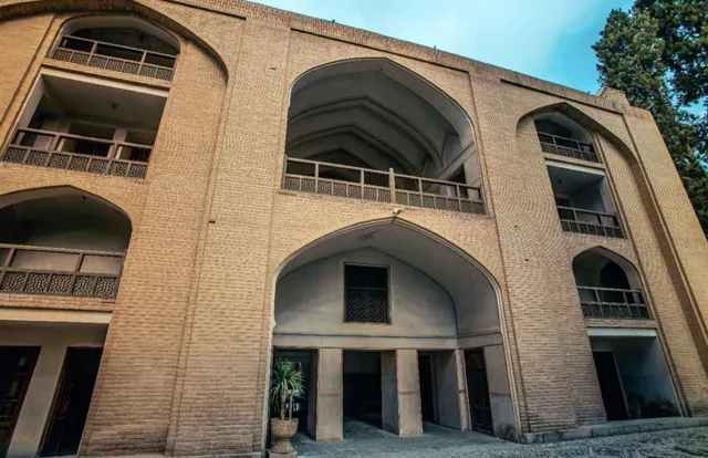 Fin Garden, the oldest garden in Iran