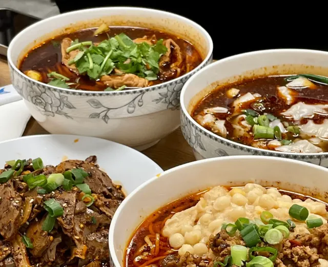 📍 Montreal | Finally Satisfied My Sichuan Cravings! 😋