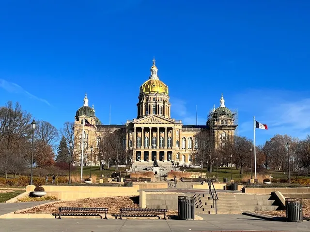 🌾 Iowa Travel Guide | Des Moines, Iowa City & Beyond