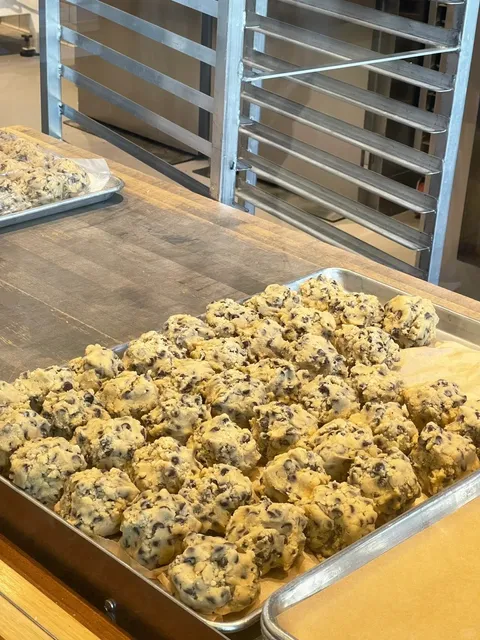 LA | Levain | Never Seen Cookies So Packed with Chocolate! 🍫😍