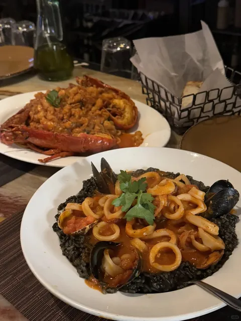  Volare's Little Seafood Is Killing It at the Italian Restaurant 🍝