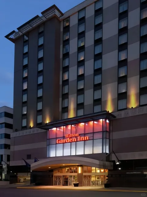 Super Affordable Hotel Near University of Pittsburgh!!! Amazing Value!