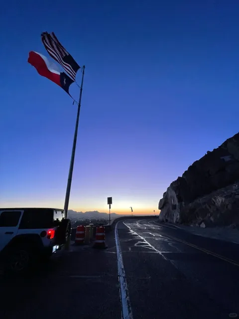 Texas-Mexico Border | A Wall, Two Worlds