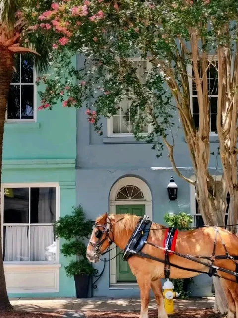 ​​Beacon, NY: The Artsy Utopia Just 90 Mins from NYC 🌿​​