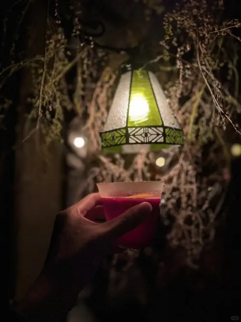 Bar Benfiddich - A Pilgrimage to the Fruit Farm Cocktail Shrine 🍹​​