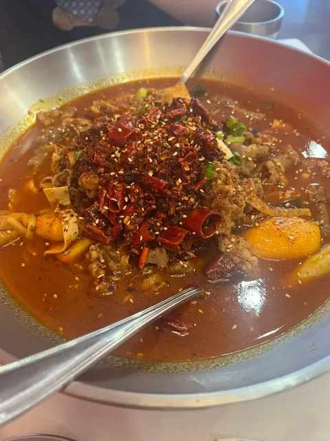 🇨🇦 Windsor Foodie Guide: Downtown & University Eats 🍜🔥