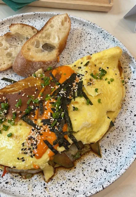 Warsaw's Healing Kittens & Asian Fusion Cat Café