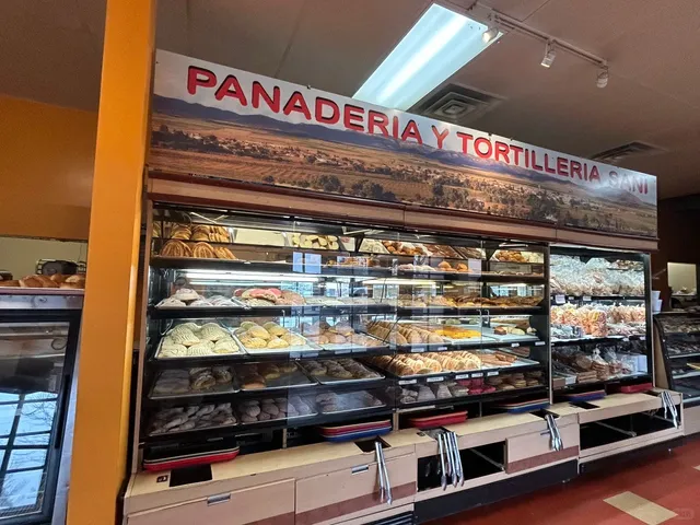 Two Hidden Gems in Santa Fe That Will Blow Your Mind! 🌮🥐✨