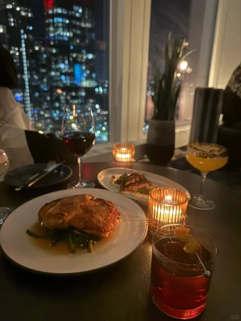 New York's Gorgeous Bars 🥃