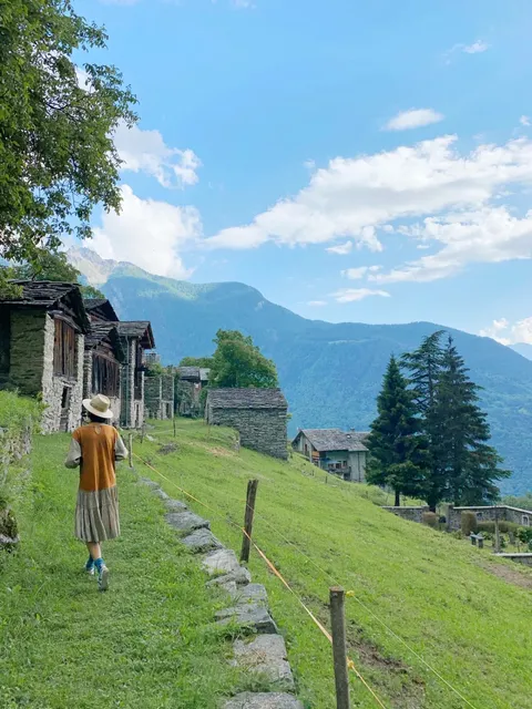 Milan Surroundings | Timeless Towns | Acquafraggia Waterfall 🌿💧