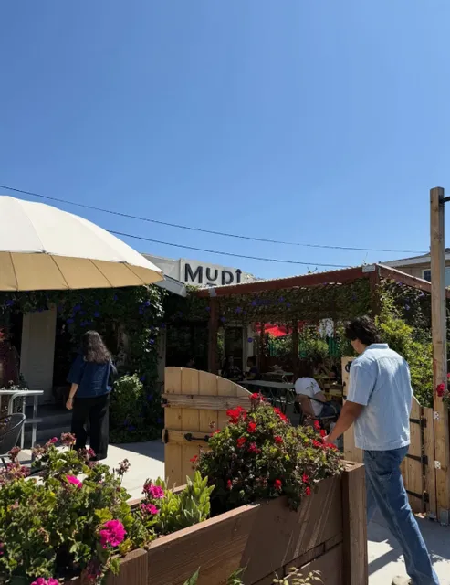 My favorite coffee shop in San Diego lately ☕️