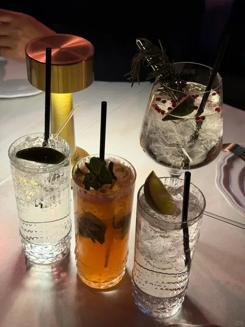 Paris Rooftop in Vegas – Slightly Overrated 🌆