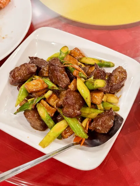 A Seafood Feast in NYC 🐟｜Fish Village