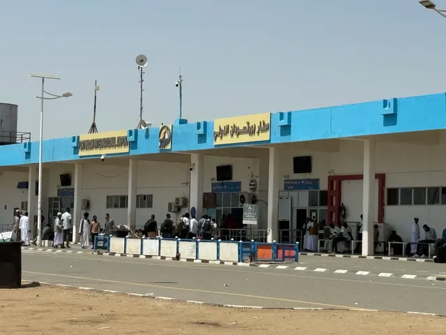🇸🇩 Dispatch from Sudan: A Glimpse into a War-Torn Nation ✈️🌍