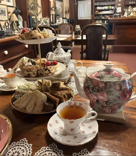 🇨🇦 Ottawa's Hidden Vintage Treasures 🕰️📸