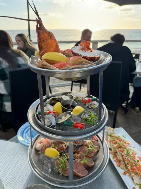 🌊Around Irvine | Ocean View Outdoor Dining at The Deck  