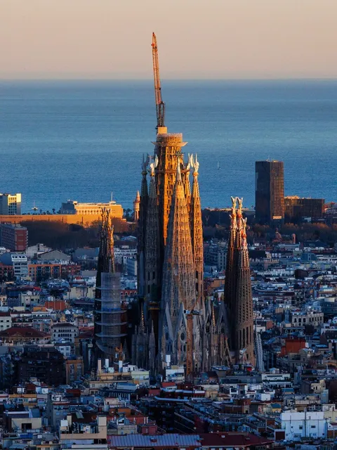 Barcelona's Sunset: The World's Most Tender Farewell 🌇