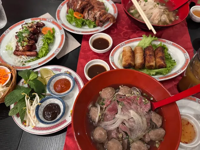 🇫🇷 Nice Travel Tips: Hotels, Eats & Itineraries