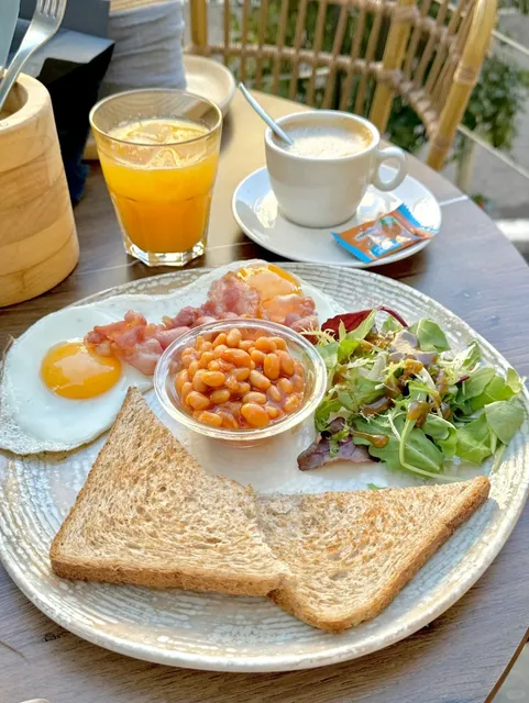 🇫🇷 Antibes & Nice in One Day: Brutally Honest Guide