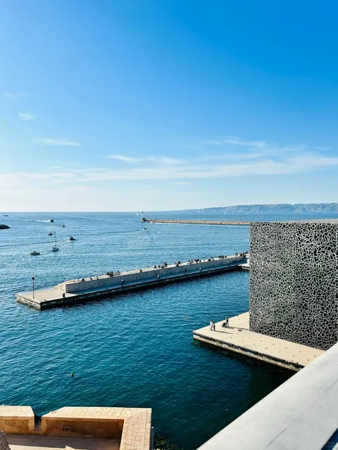 The Light of Marseille 🌟🏛️