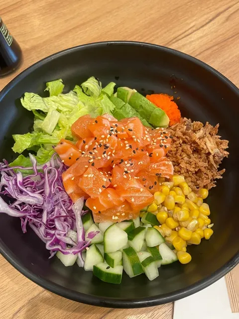 This Salmon Poke Bowl Shook My Soul - An Ode to Perfection 🤯🍣