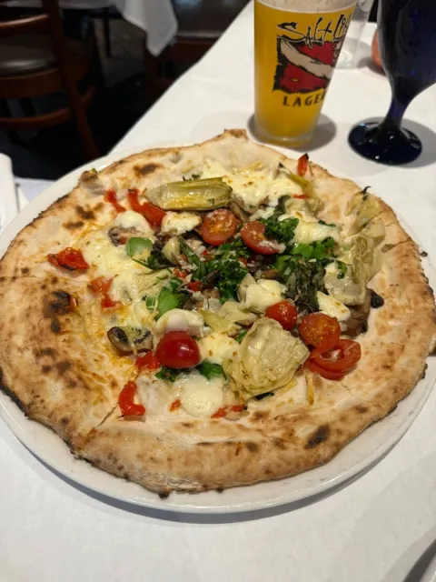 🍝 An Italian Gem in Downtown Atlanta: Delicious Food & Cozy Vibes! 🏙