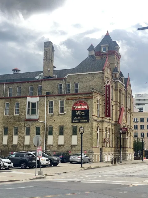 Milwaukee Power Walk 🚶♂️💨