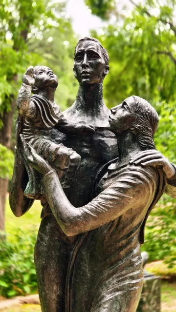 Falling in Love with Austin: The Umlauf Sculpture Garden & Museum