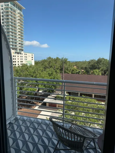 A Great Hotel in Miami! 🏨🌴