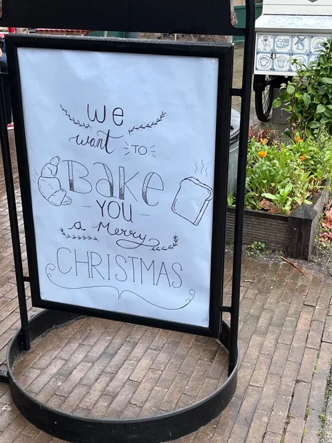 🇳🇱 Zaanse Schans Must-Eat: INSANE Beef Pastry 