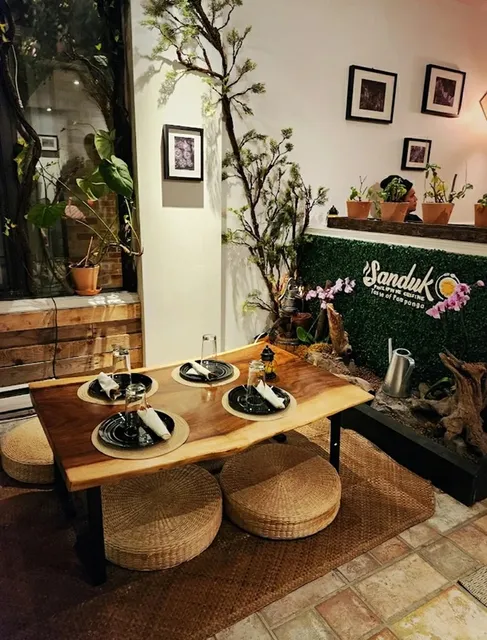  Ottawa's Filipino Restaurant | Sanduk