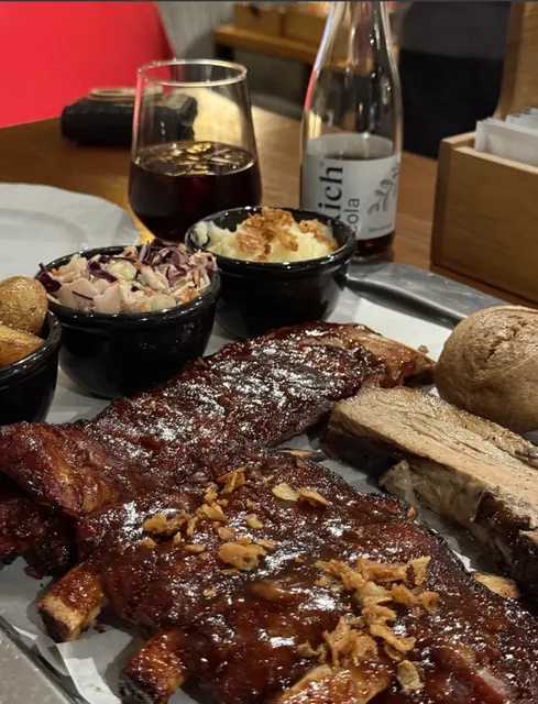 Tootsie – St. Petersburg’s Meat Lover’s Paradise 🍖