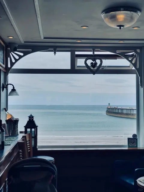 🌊 One of My Favorite Seaside Restaurants in Whitby