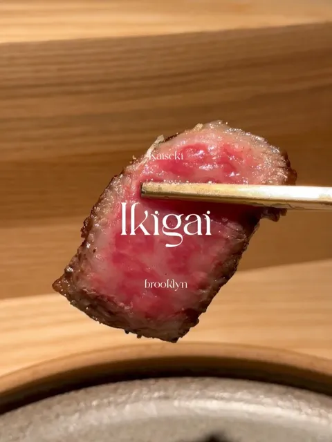  A Visual Feast with Polish Flair​​ 🎎✨