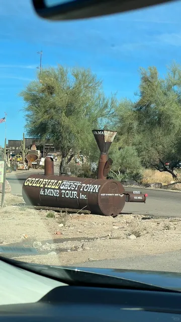 Phoenix Adventure Guide: Cacti & Hot Air Balloons! 🌵🎈