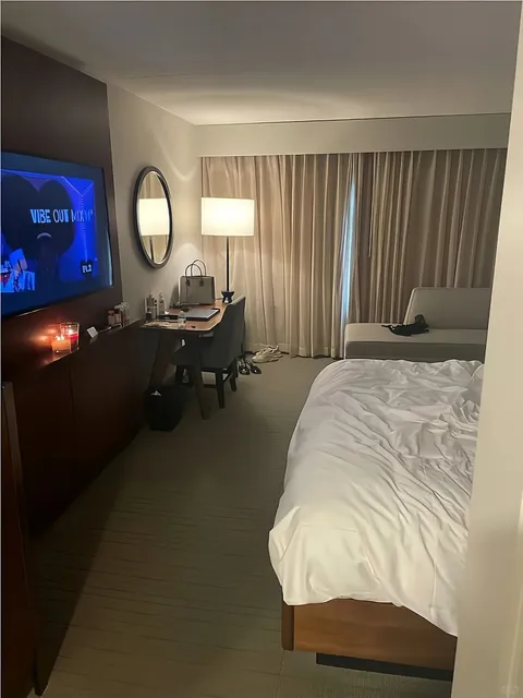  You'll Want to Stay at Again and Again! 🏨💫