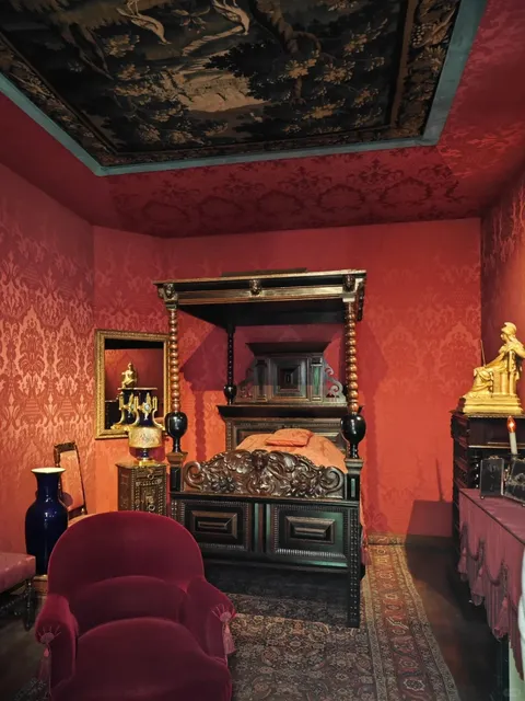 [Free Museum in Paris]: Victor Hugo's House