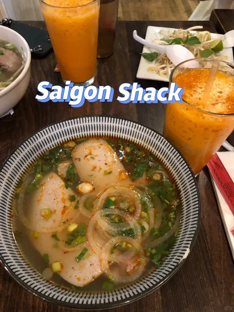 New York’s Super Delicious Vietnamese Pho at Saigon Shack 🍜🌟