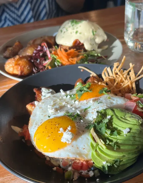 Vancouver Brunch Alert | White Rock's Must-Try Hotspot! ☀️