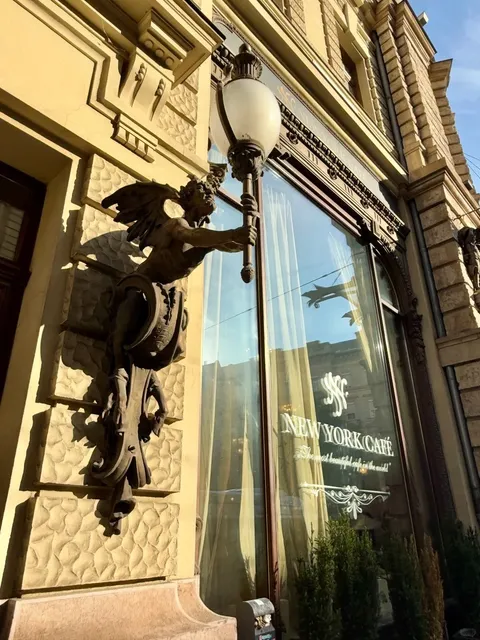 🇭🇺 New York Café: Budapest’s Most Stunning Coffee House! ☕️✨